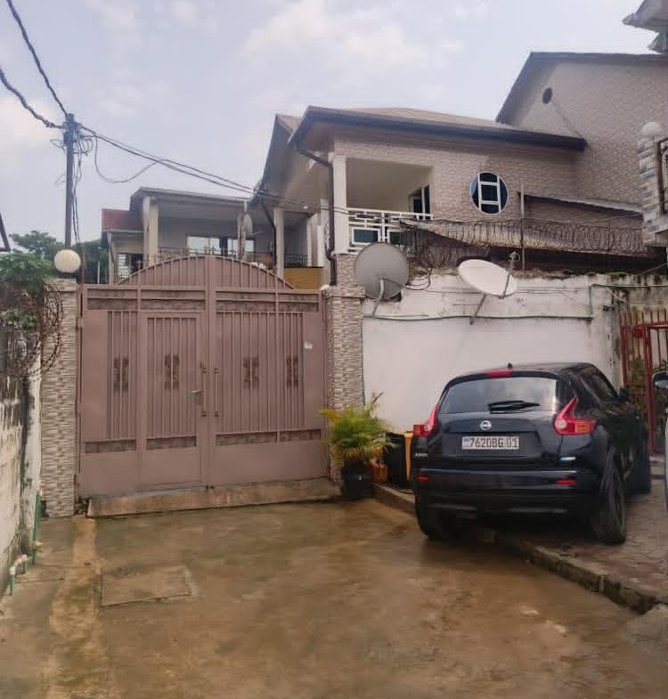 Immeuble à Vendre – Ngaliema, Kinshasa