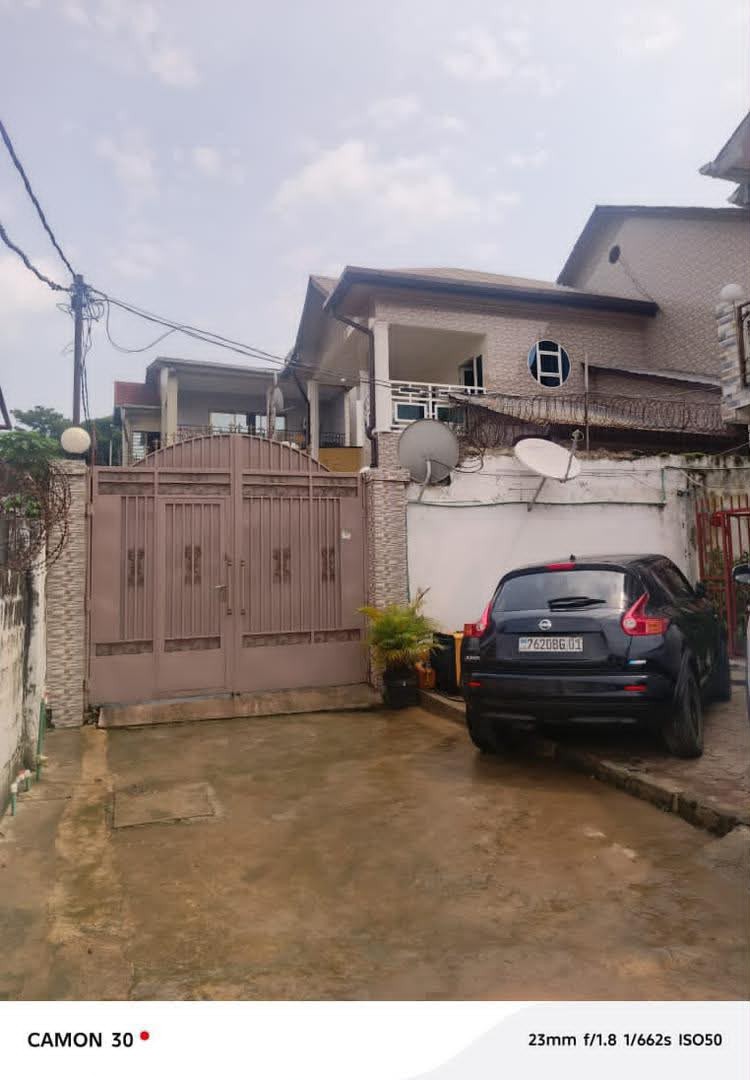 Immeuble à Vendre – Ngaliema, Kinshasa