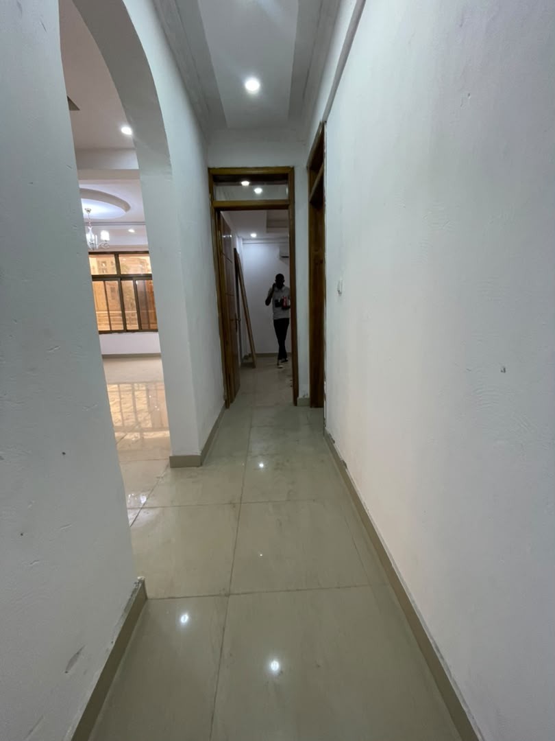 scaled_1001923828 Appartement à Louer – Kintambo, Kinshasa