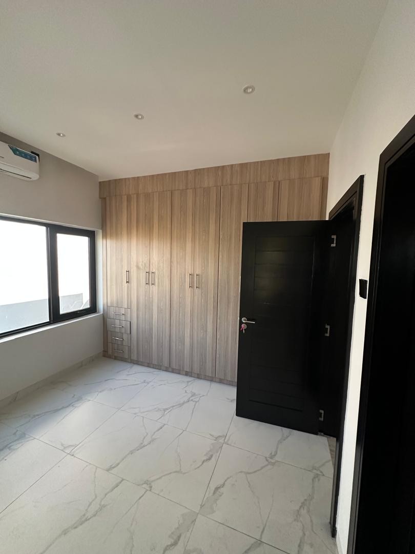 scaled_1001952976 Appartement à Louer – Golf, Lubumbashi