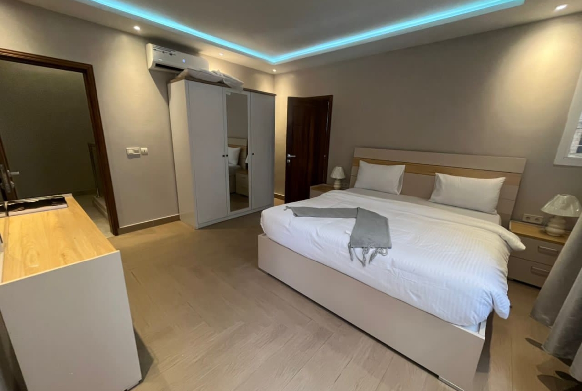Duplex Meublé à Louer – Kintambo, Kinshasa
