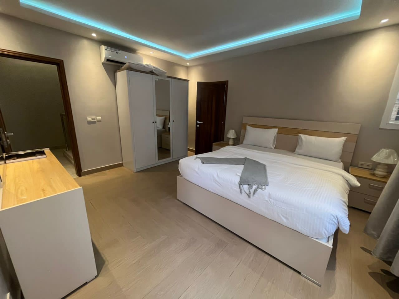 Duplex Meublé à Louer – Kintambo, Kinshasa
