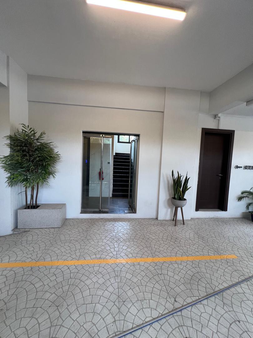 Immeuble à Louer – Gombe, Kinshasa