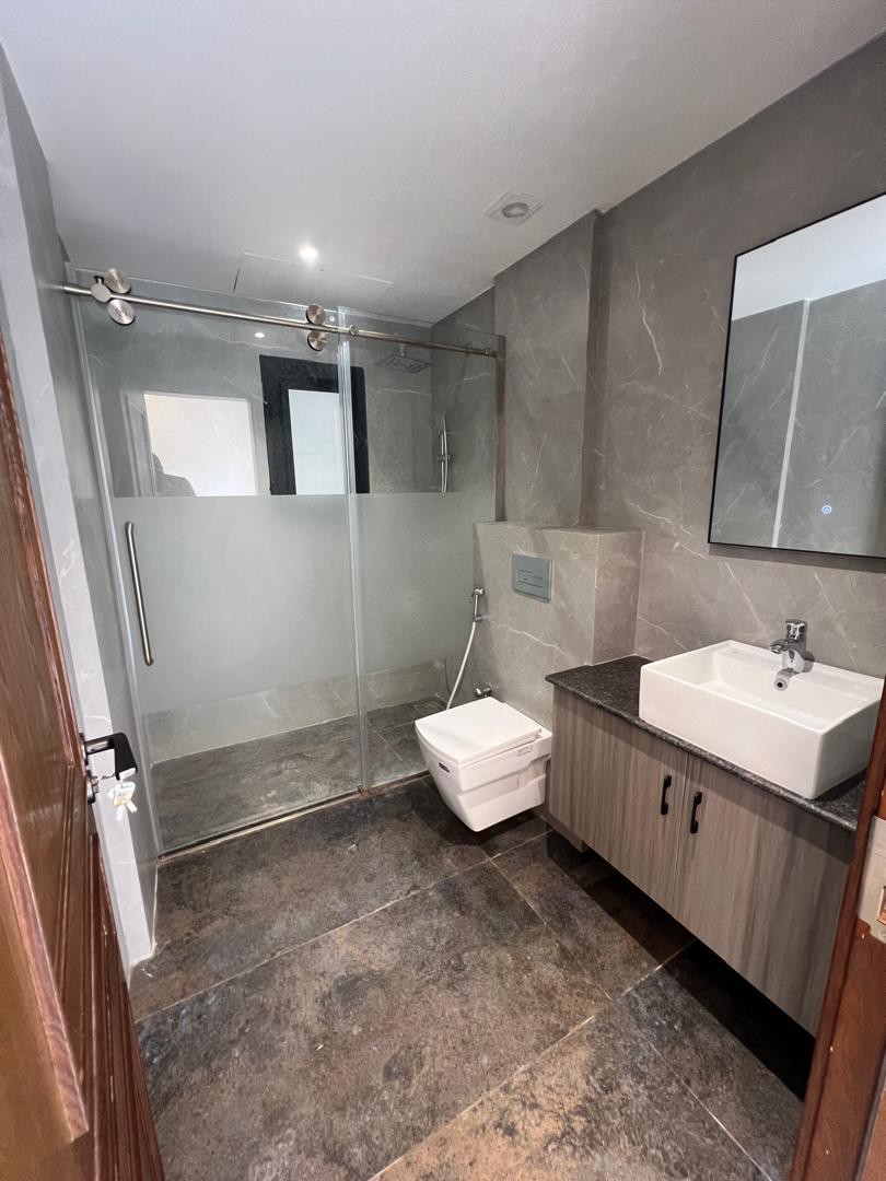 Immeuble à Louer – Gombe, Kinshasa