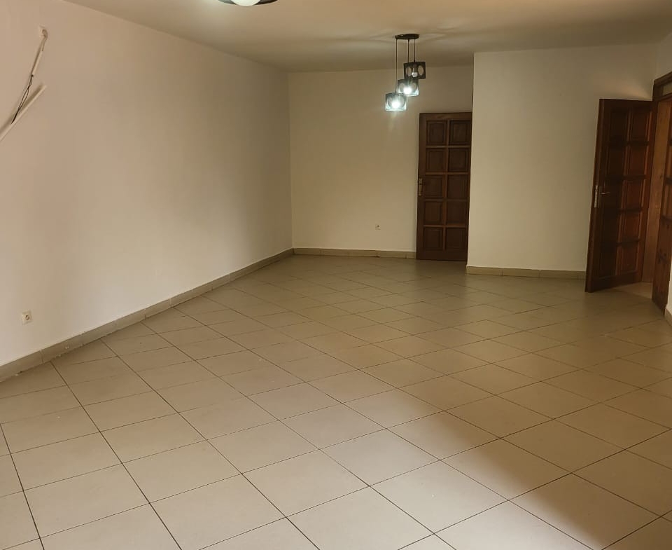 Duplex à Louer – Ngaliema, Kinshasa