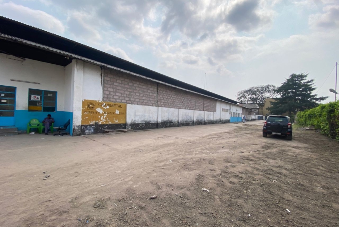 Entrepôt à Louer – Ngaliema, Kinshasa