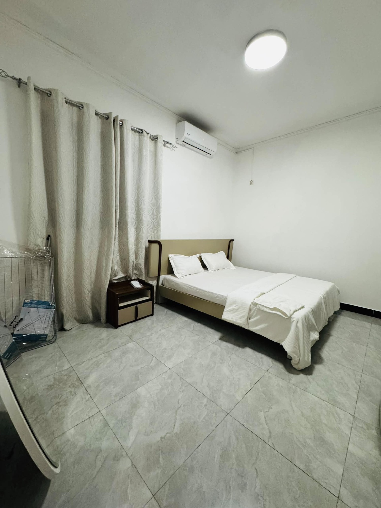scaled_1001962641 Appartement Meublé à Louer – Gombe, Kinshasa