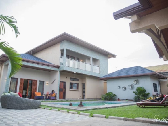 Villa à vendre – macampagne, kinshasa