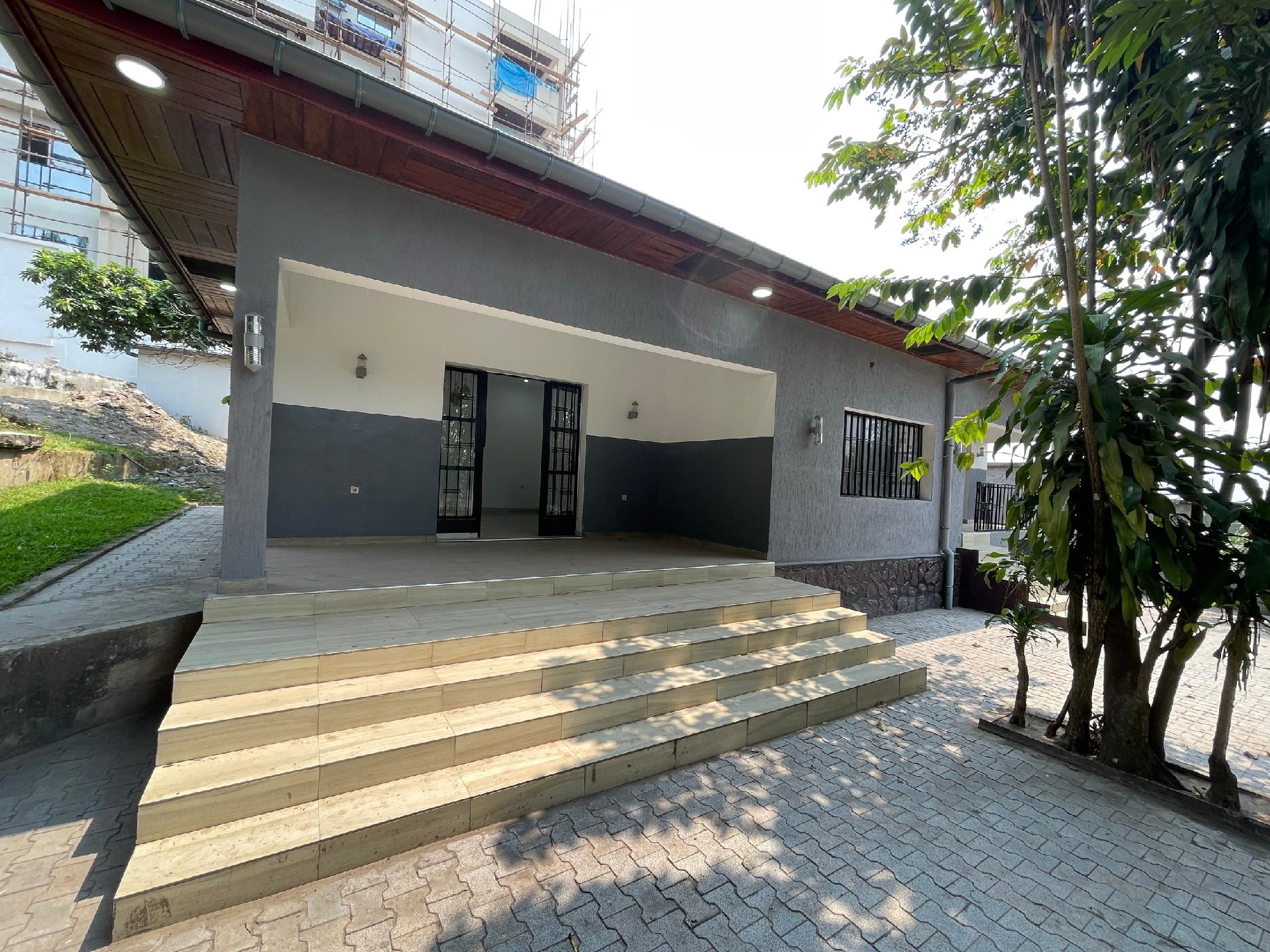scaled_1001970991 Appartement à Louer – Ngaliema, Kinshasa