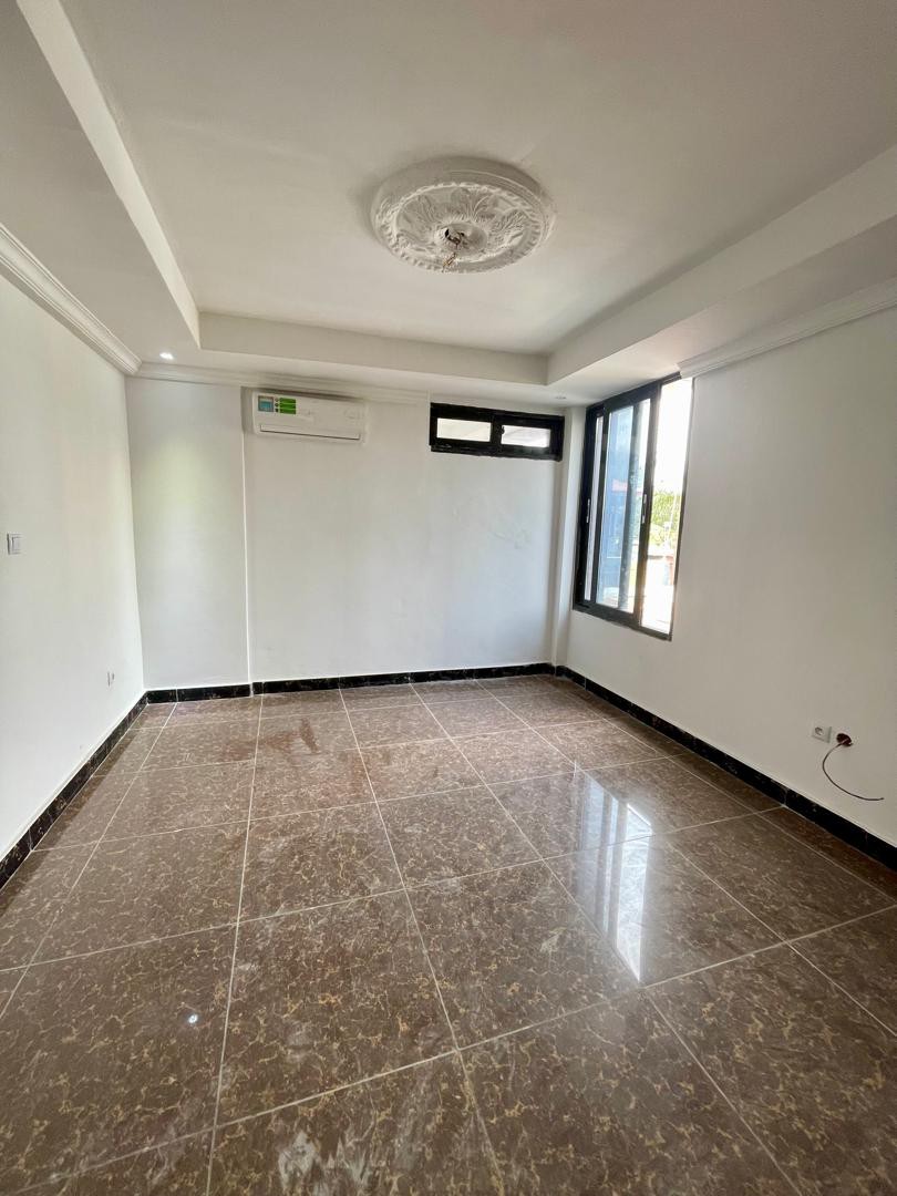 scaled_1001971075 Appartement à Louer – Ngaliema, Kinshasa
