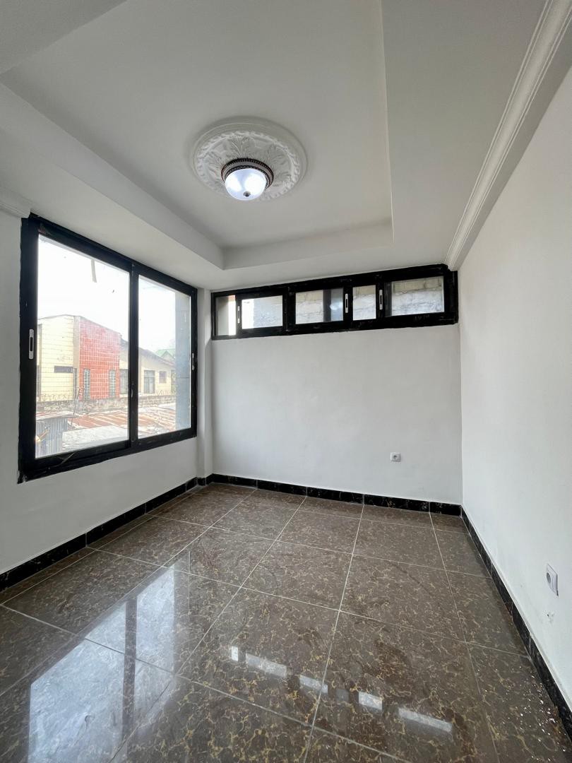 scaled_1001971076 Appartement à Louer – Ngaliema, Kinshasa