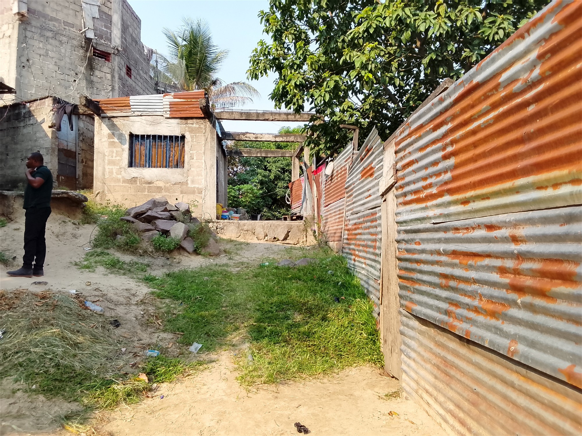 Parcelle-Terrain à Vendre – Mont-Ngafula, Kinshasa