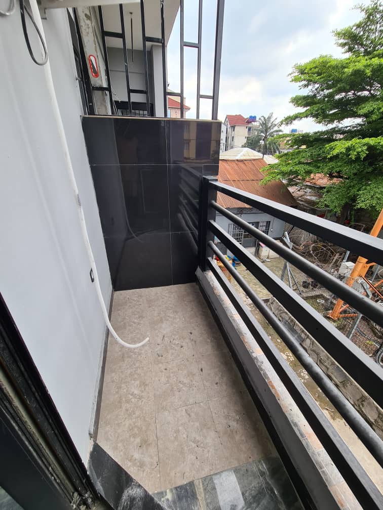 scaled_1004255124 Appartement à Vendre – Lingwala, Kinshasa
