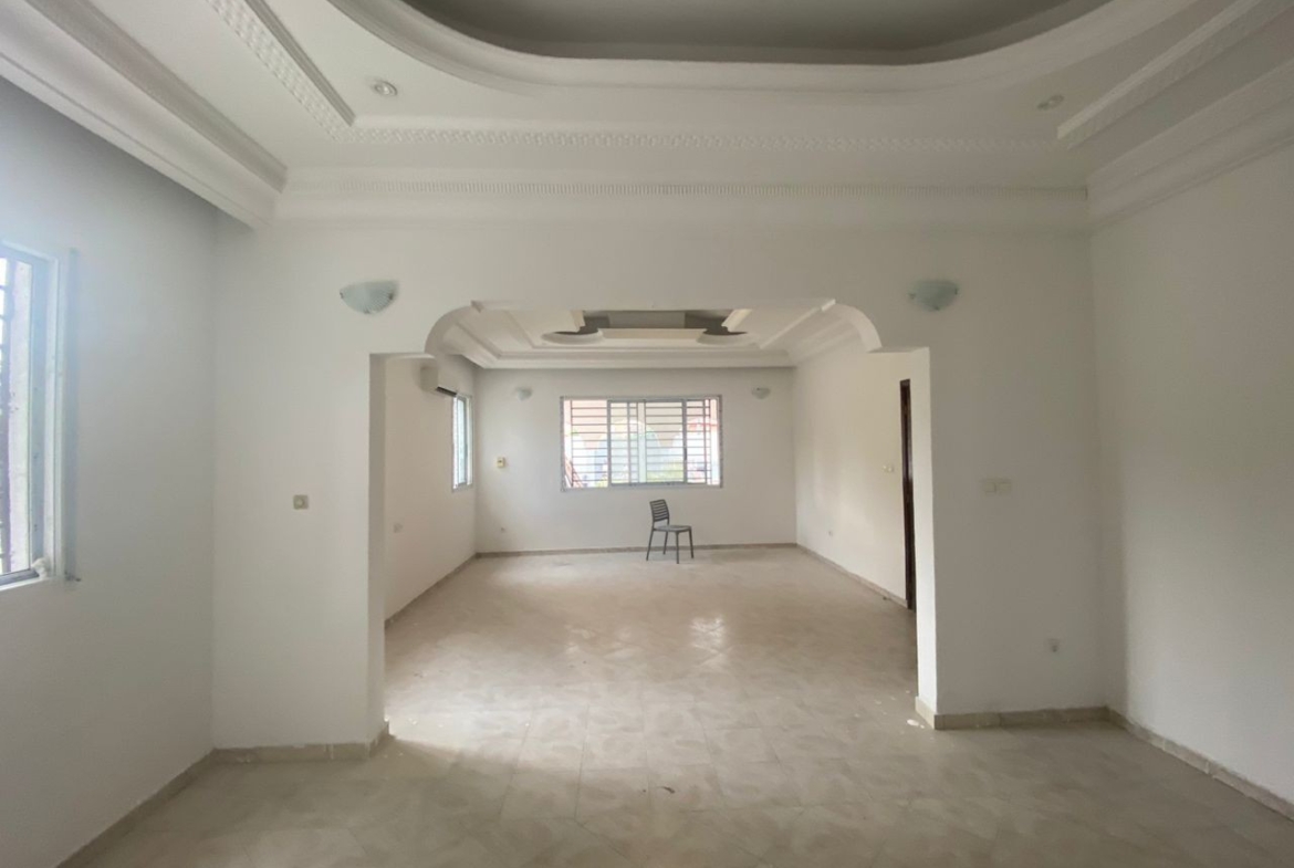 Villa à Louer – Ngaliema, Kinshasa