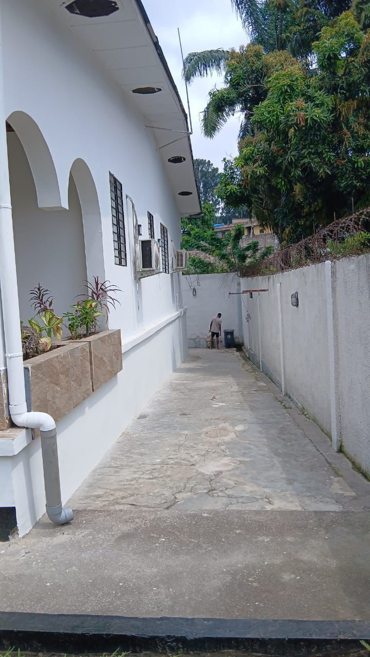 Villa à Louer – Ngaliema, Kinshasa