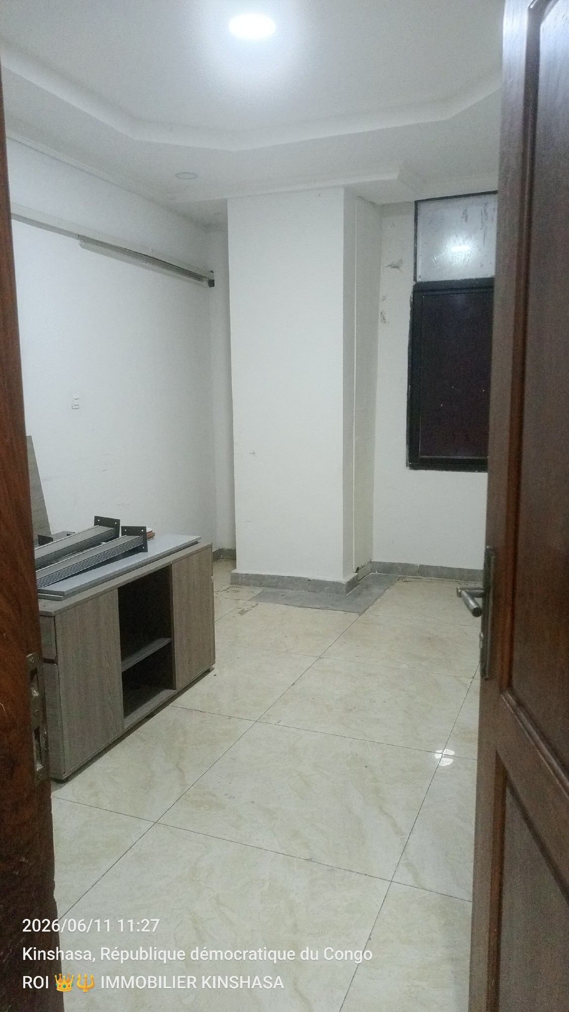 scaled_1005382960 Appartement à Louer – Lingwala, Kinshasa