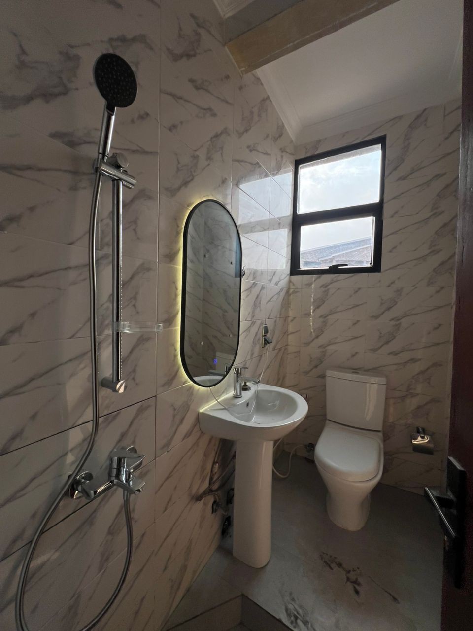 Appartement à Louer – Limete, Kinshasa