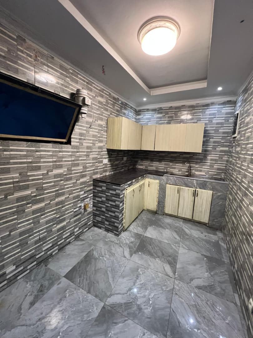 scaled_1005408686 Appartement à Louer – Kintambo, Kinshasa