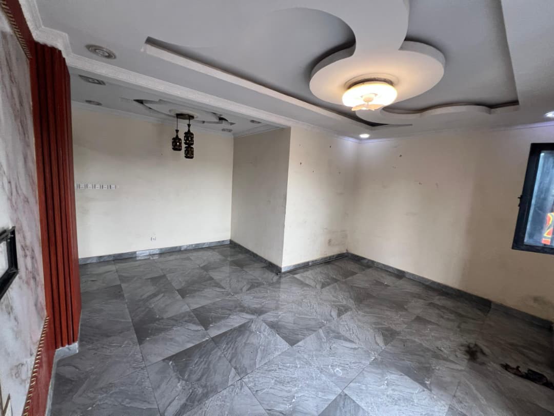 scaled_1005408687 Appartement à Louer – Kintambo, Kinshasa
