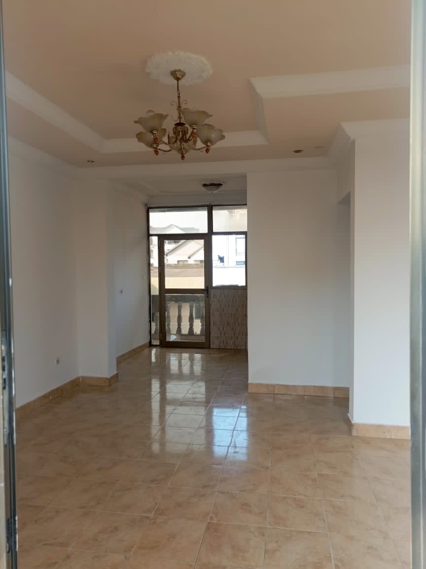 scaled_1005408855 Appartement à Louer – Kintambo, Kinshasa
