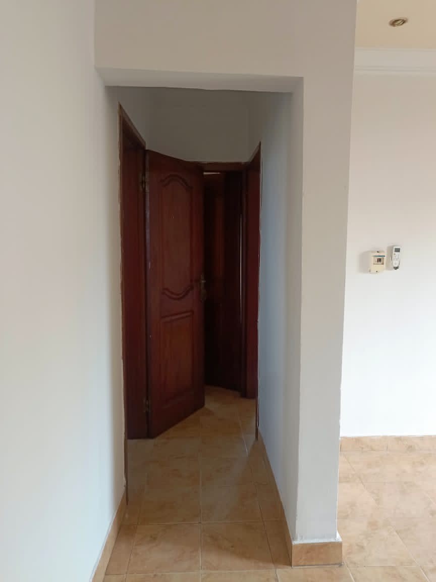 scaled_1005408870 Appartement à Louer – Kintambo, Kinshasa