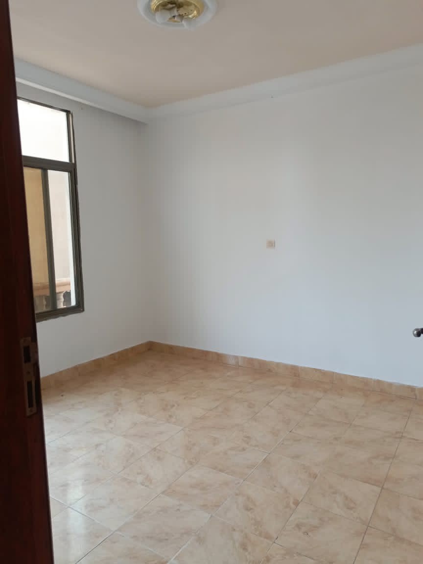 scaled_1005408875 Appartement à Louer – Kintambo, Kinshasa