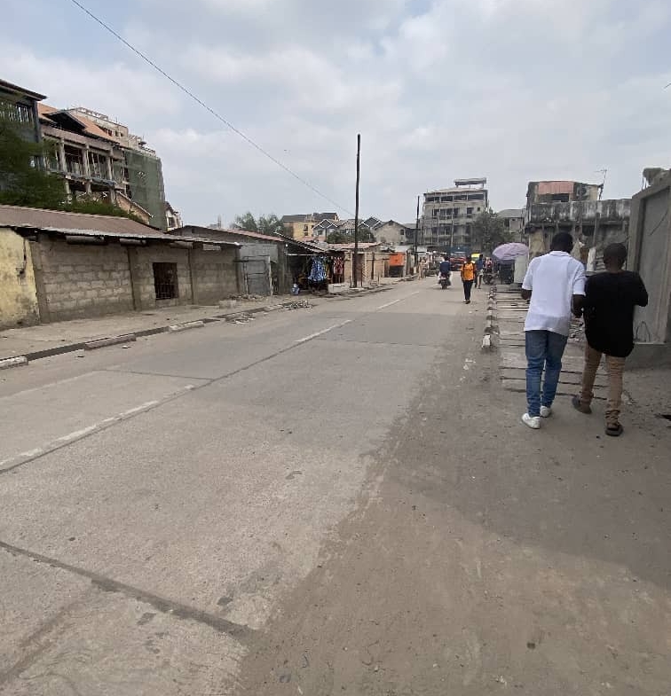 Parcelle-Terrain à Vendre – Lingwala, Kinshasa