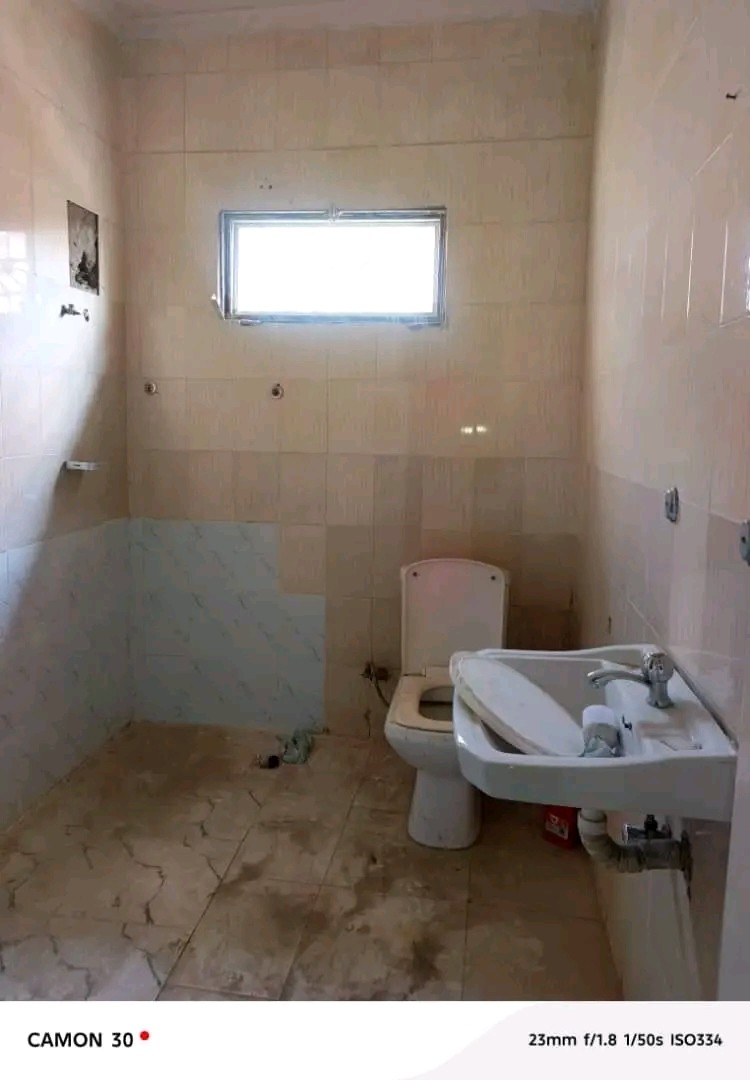Maison à Louer – Mont-Ngafula, Kinshasa