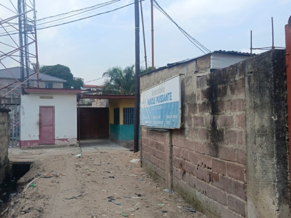 Parcelle-terrain à vendre – ngaliema, kinshasa