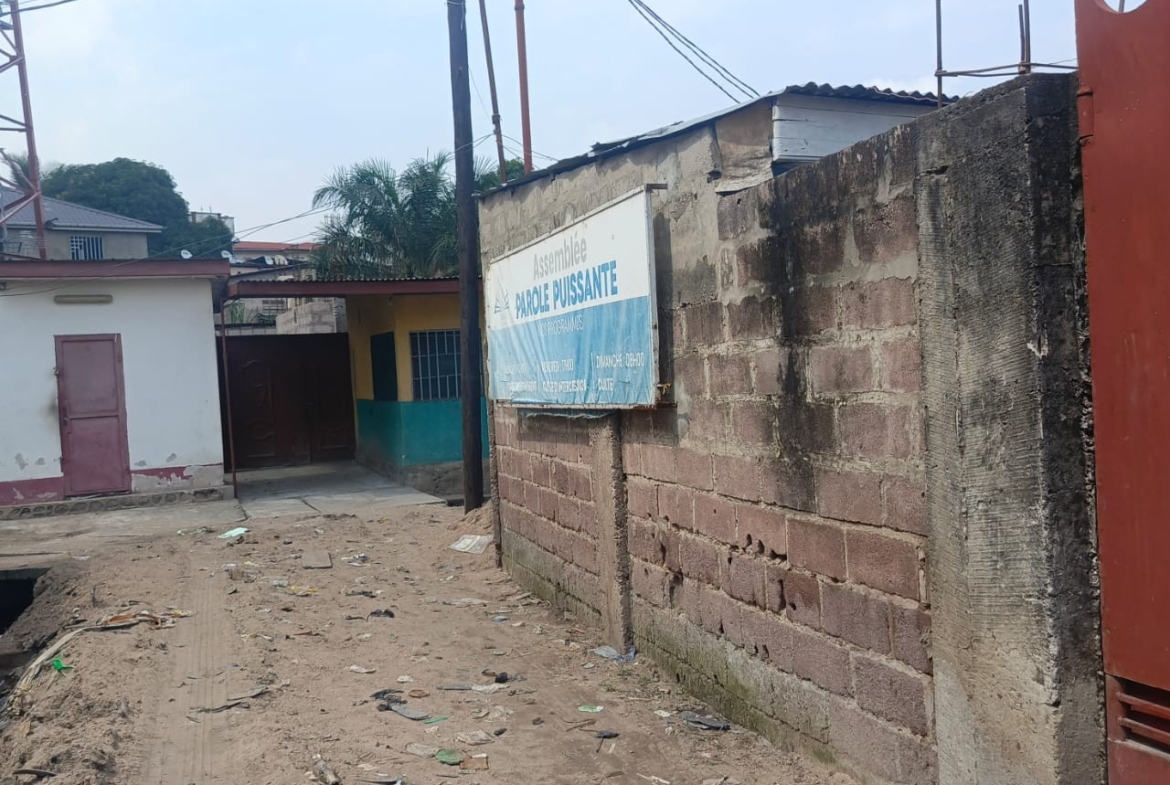 Parcelle-Terrain à Vendre – Ngaliema, Kinshasa
