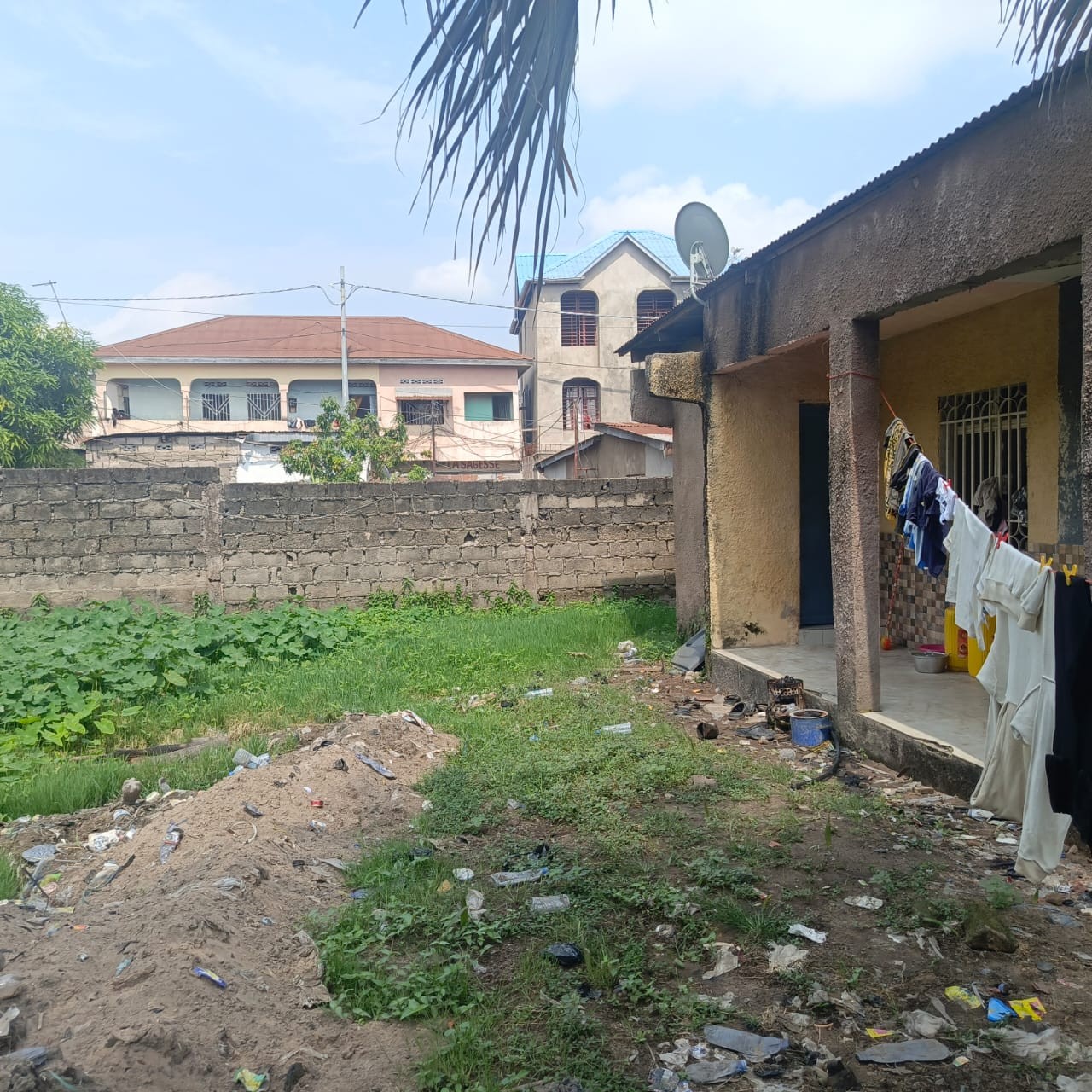 scaled_1005446714 Parcelle-Terrain à Vendre – Ngaliema, Kinshasa