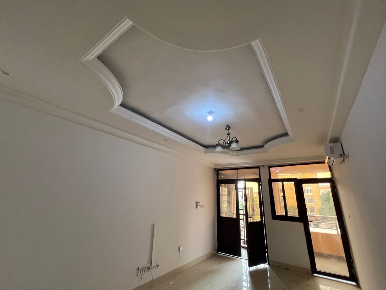 scaled_1005447651 Appartement à Louer – Lingwala, Kinshasa