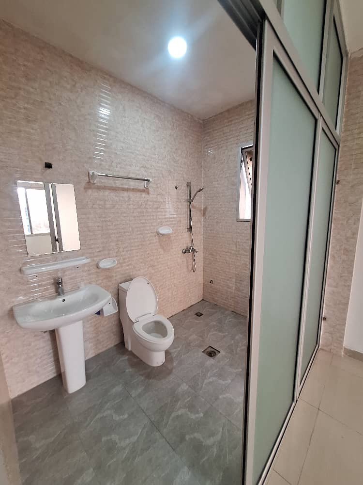 scaled_1005461591 Appartement à Louer – Lingwala, Kinshasa