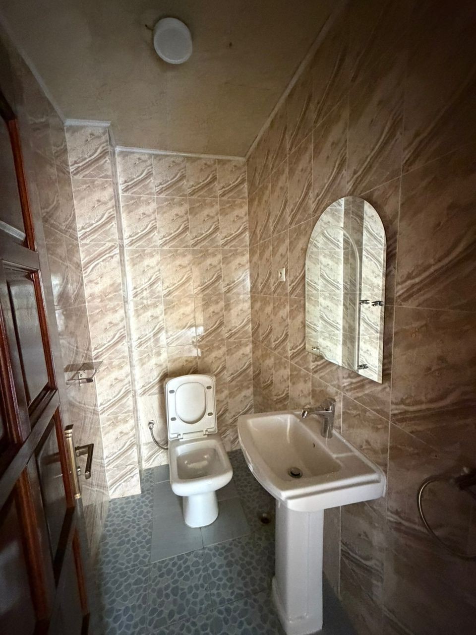 Appartement à Louer – Gombe, Kinshasa