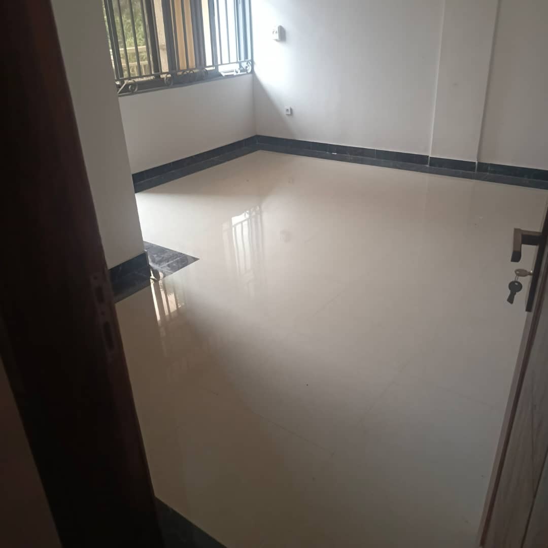 scaled_1005536594 Appartement à Louer – Ngaliema, Kinshasa