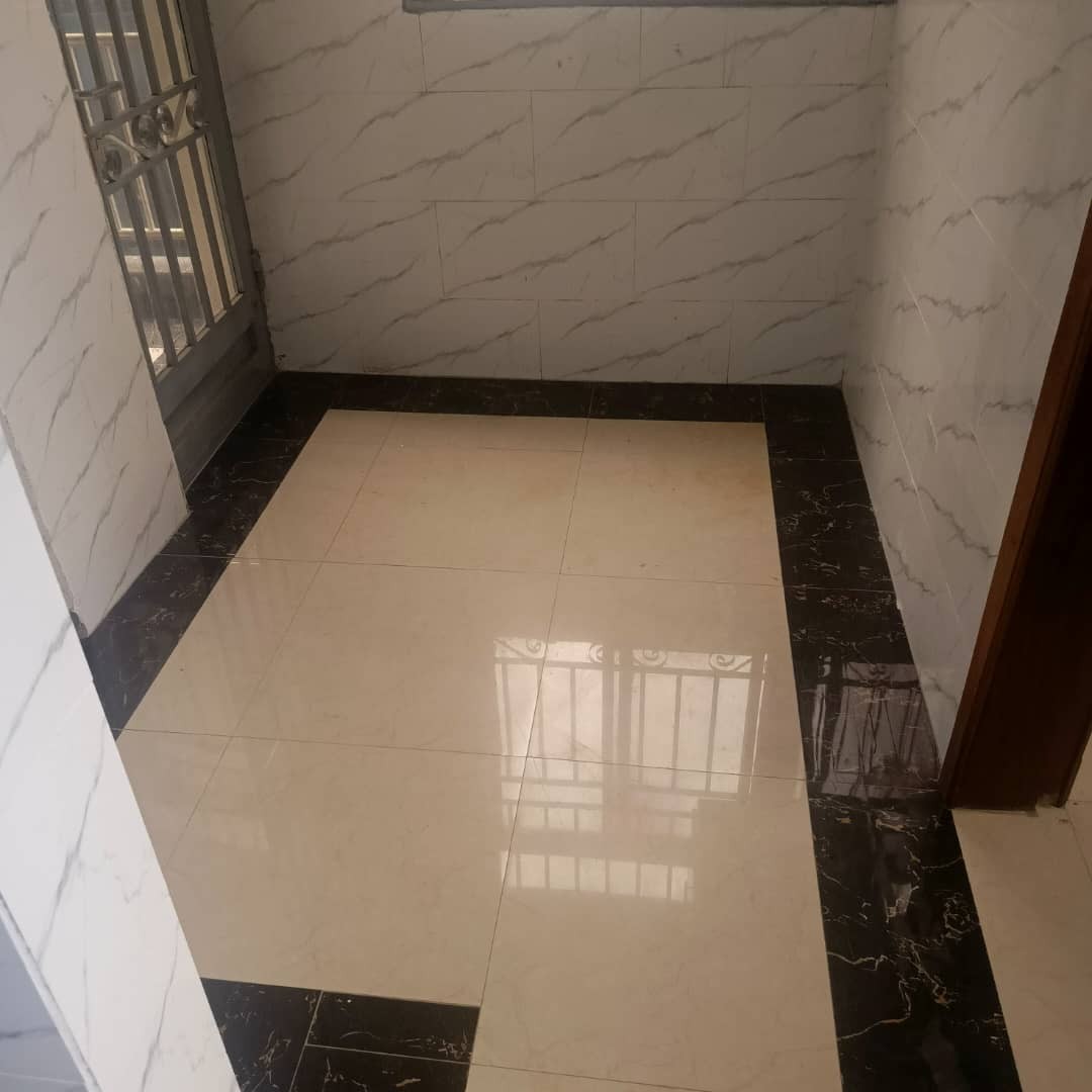scaled_1005536613 Appartement à Louer – Ngaliema, Kinshasa