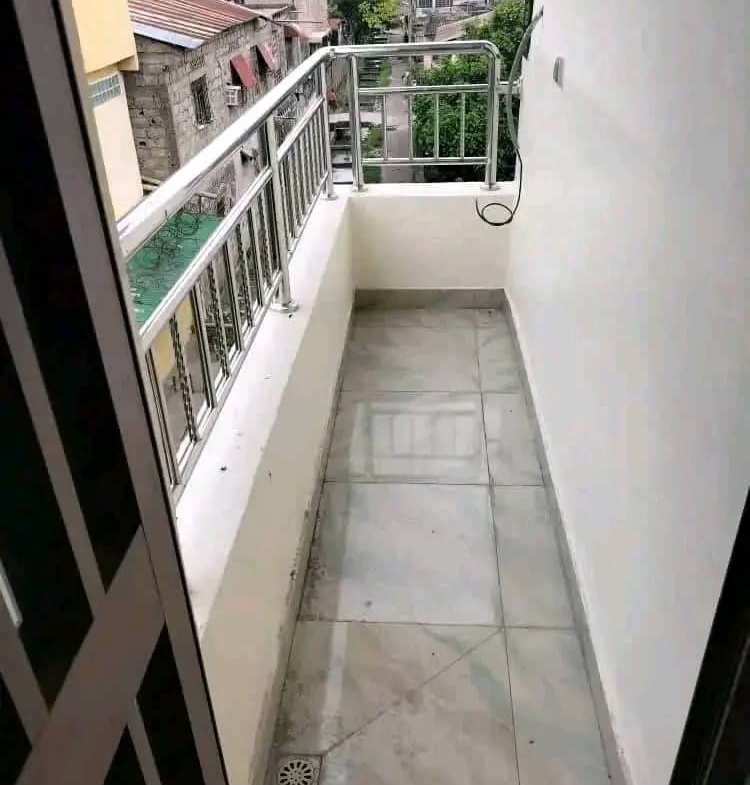Immeuble à Vendre – Lingwala, Kinshasa