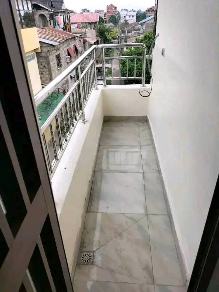 Immeuble à Vendre – Lingwala, Kinshasa