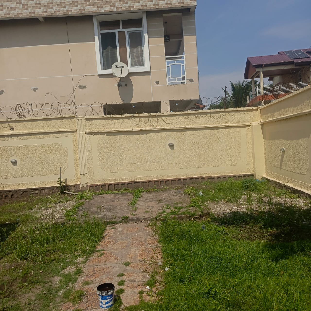 scaled_1005553360 Maison à Vendre – Ngaliema, Kinshasa