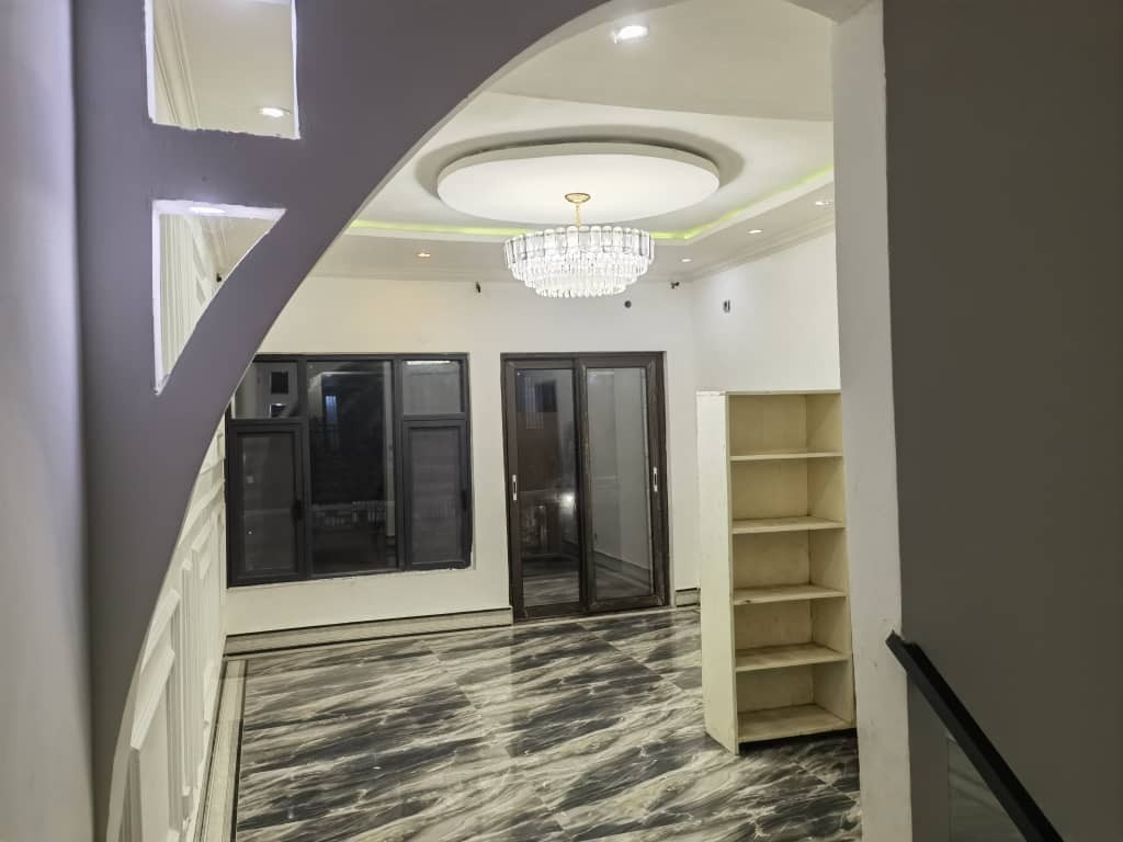 Triplex à Louer – Ngaliema, Kinshasa