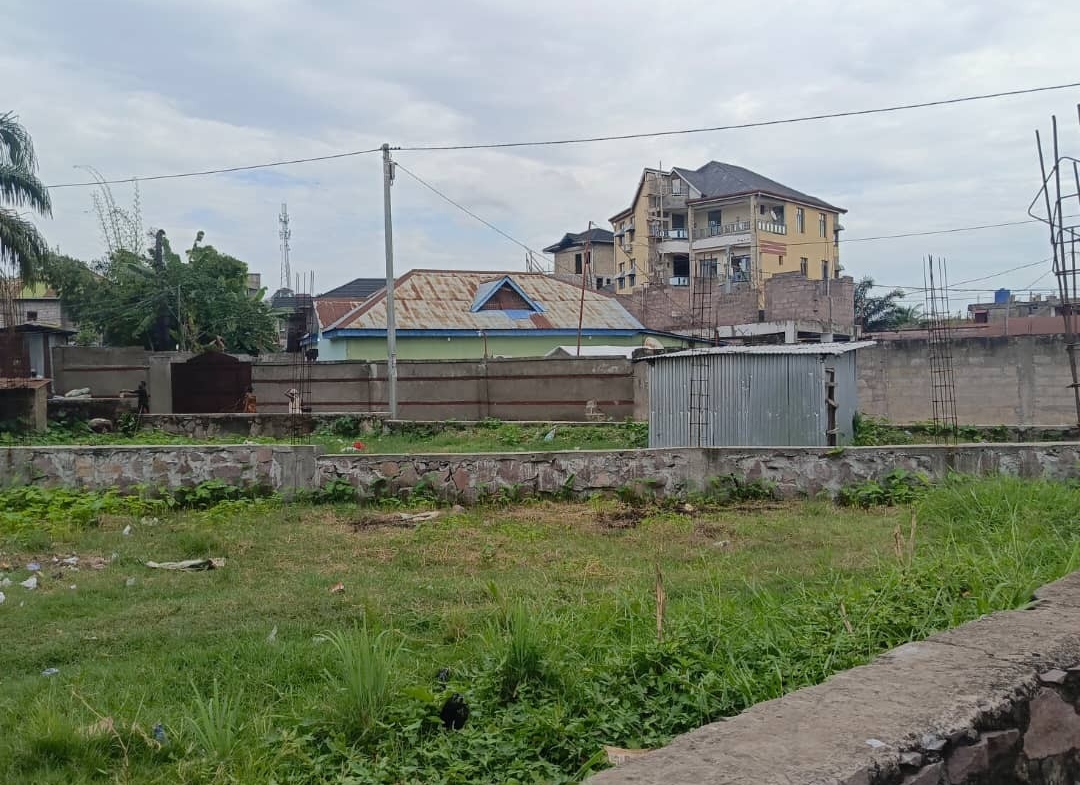Parcelle-Terrain à Vendre – Ngaliema, Kinshasa