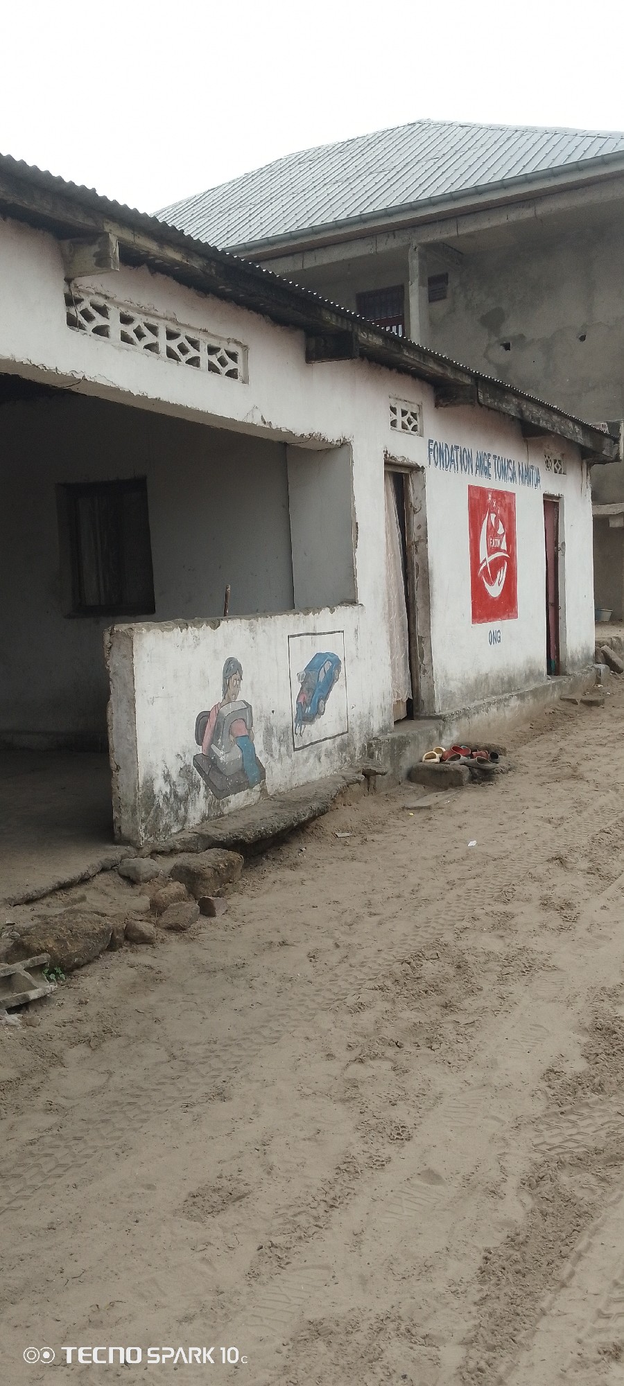 scaled_1006372938 Parcelle-Terrain à Vendre – Mont-Ngafula, Kinshasa