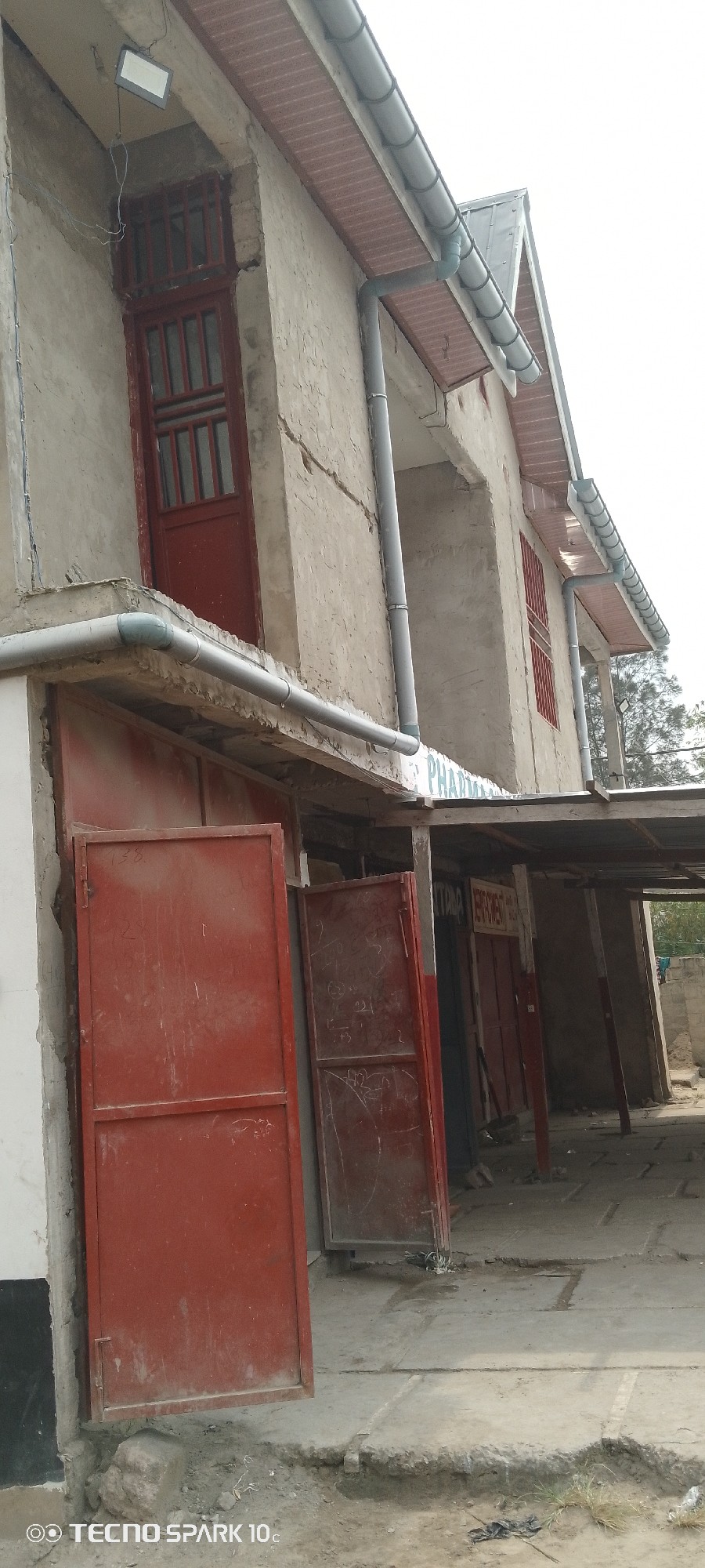 scaled_1006372942 Parcelle-Terrain à Vendre – Mont-Ngafula, Kinshasa