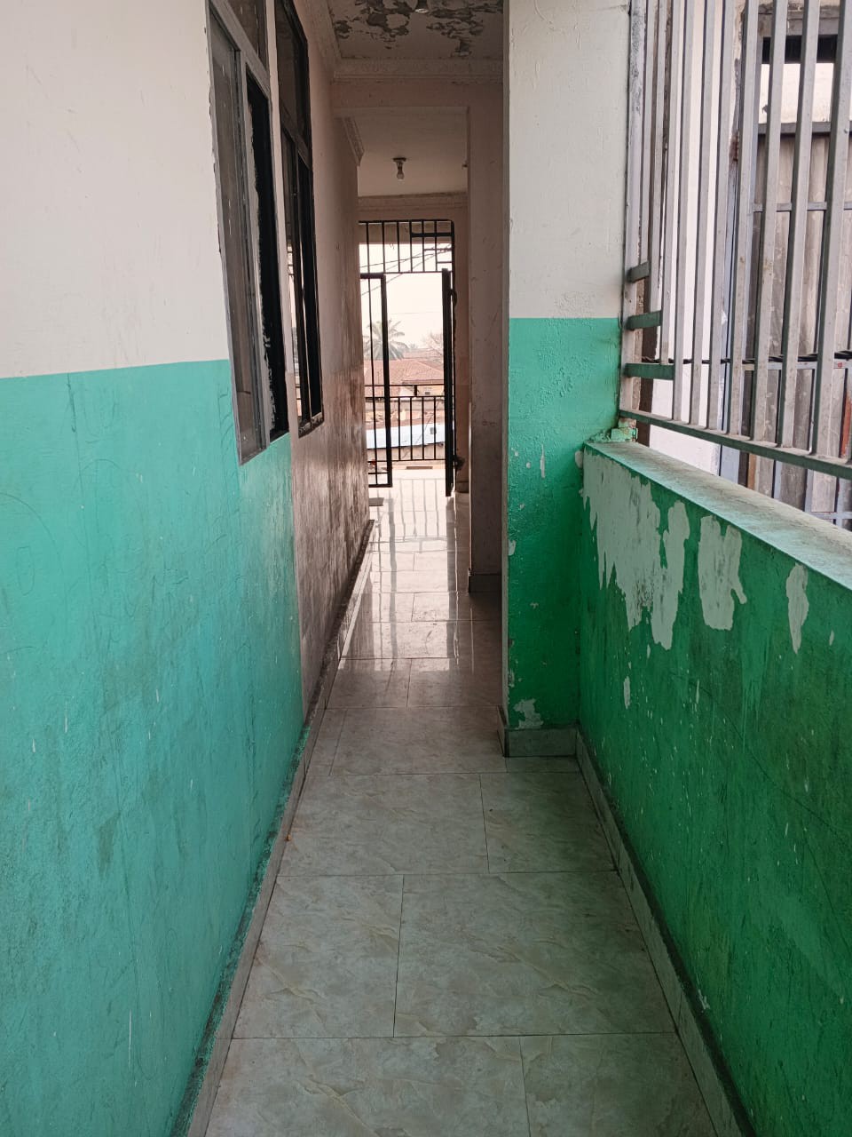 scaled_1006498383 Appartement à Louer – Limete, Kinshasa