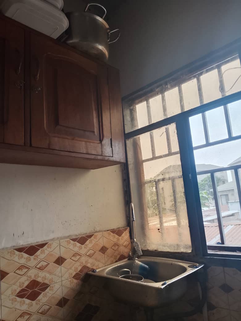 scaled_1006498976 Appartement à Louer – Gombe, Kinshasa
