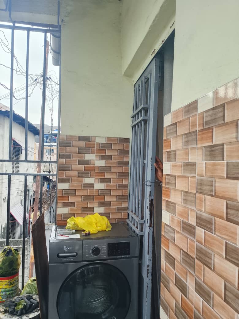 scaled_1006498982 Appartement à Louer – Gombe, Kinshasa