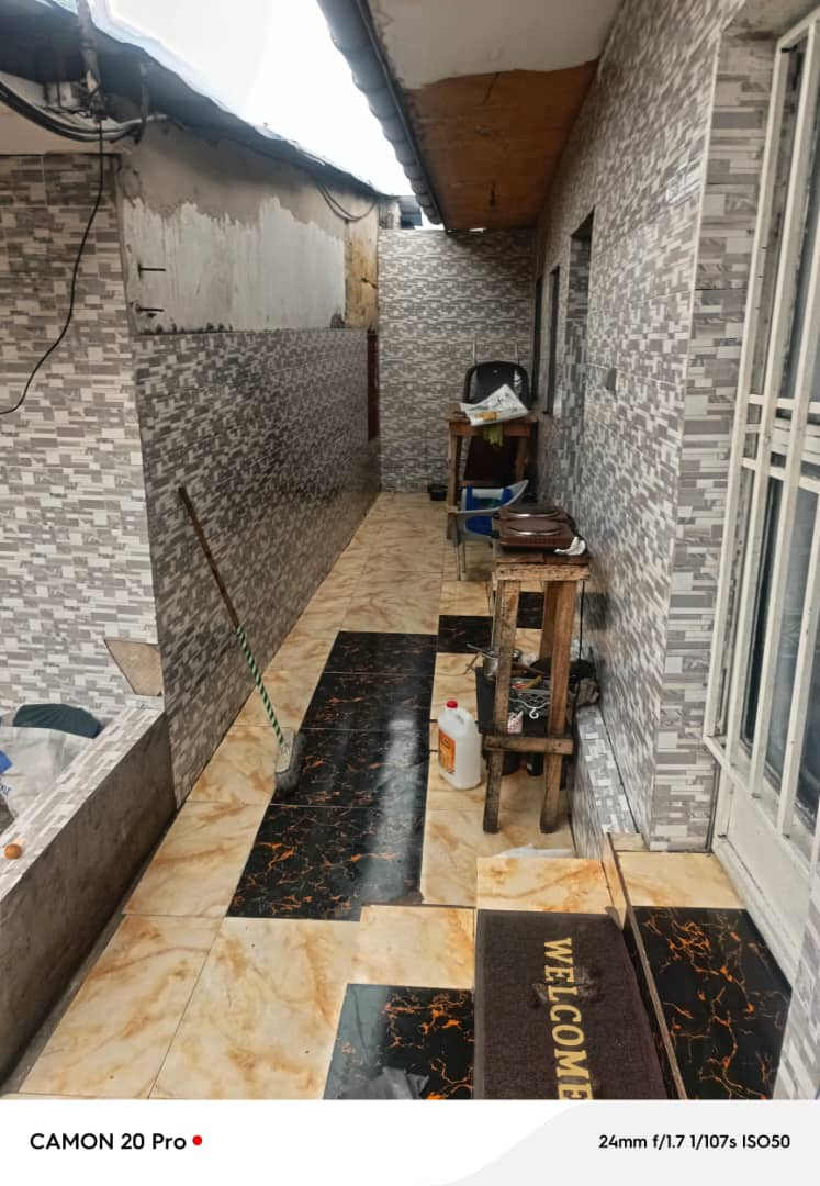 Maison à Louer – Limete, Kinshasa