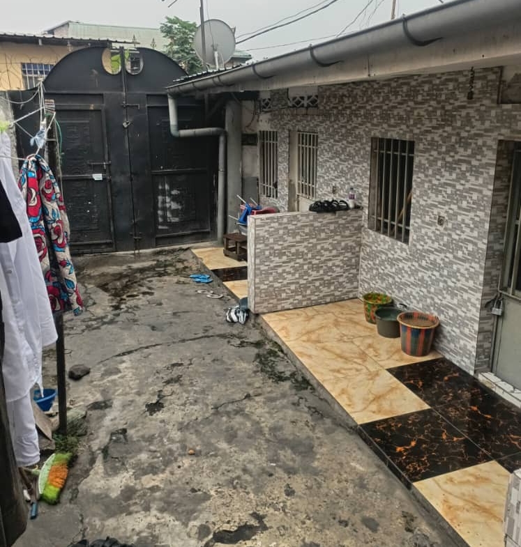 Maison à Louer – Limete, Kinshasa