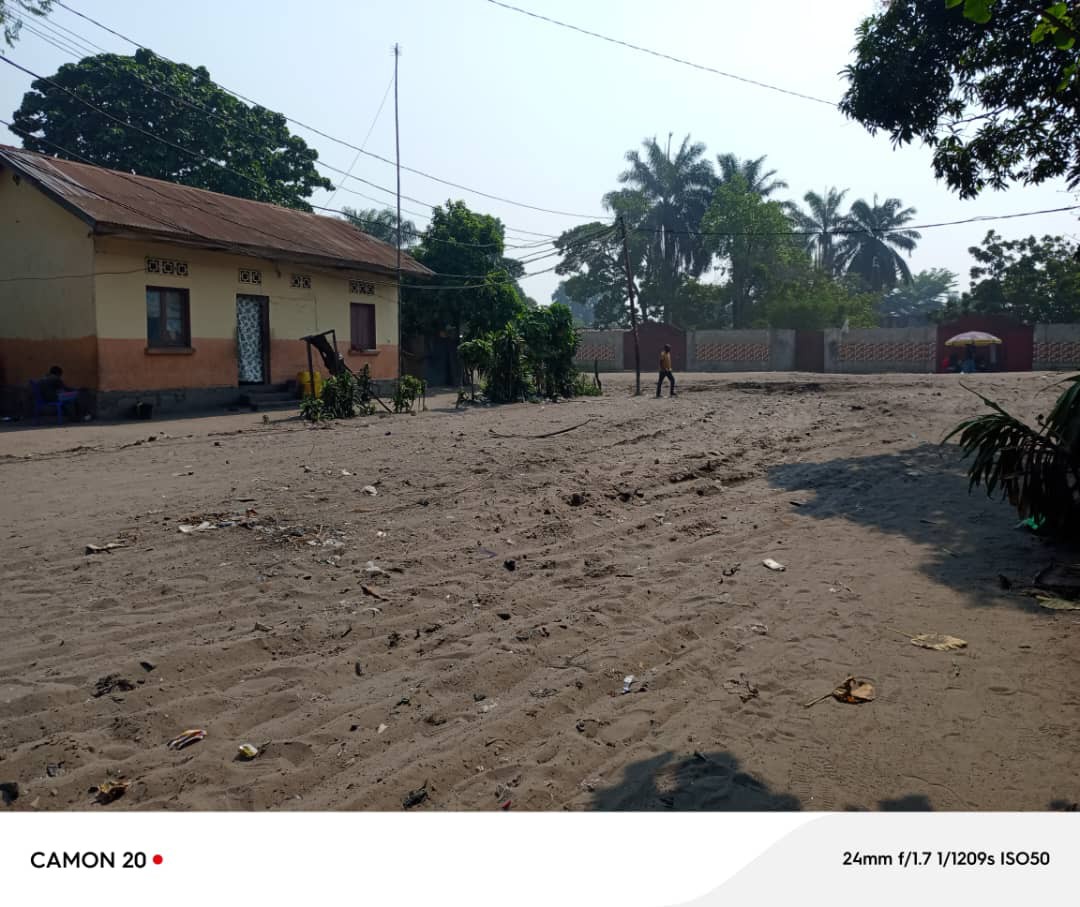 Parcelle-Terrain à Vendre – Kinkole, Kinshasa