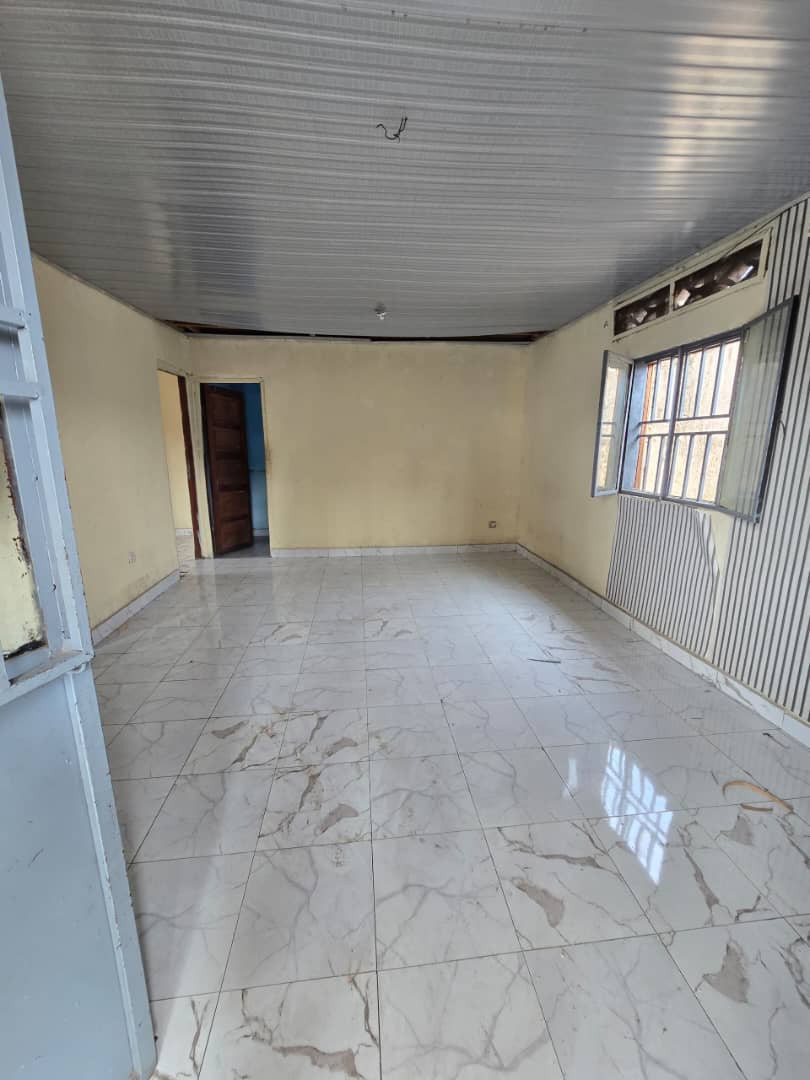 scaled_1006507003 Maison à Louer – Lemba Salongo, Kinshasa